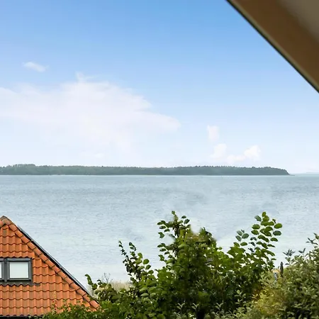 2 Bedroom Amazing Apartment In Ebeltoft אבלטופט