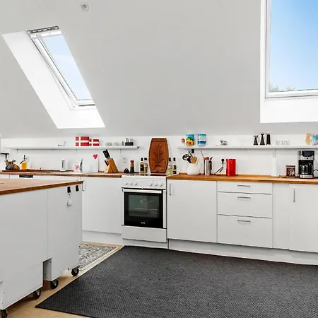 2 Bedroom Amazing Apartment In Ebeltoft אבלטופט