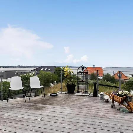 בית נופש 2 Bedroom Amazing Apartment In Ebeltoft