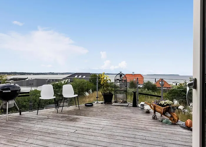 Feriehus 3 Bedroom Beautiful In